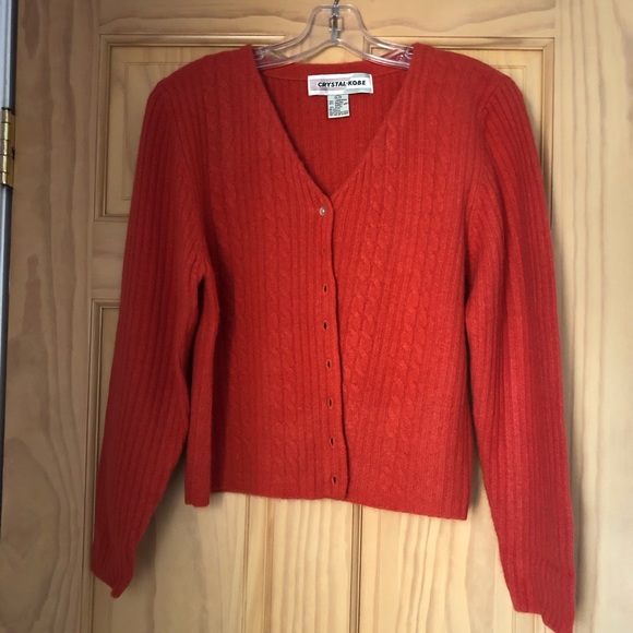 π₯ Warm Sweater π₯ - Picture 2 of 5